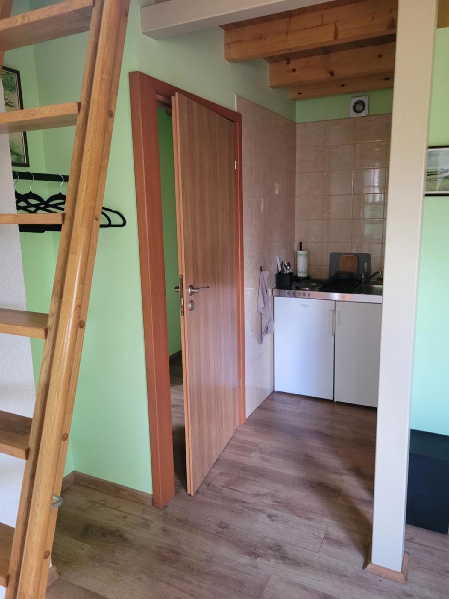 Apartamenty Na Poddaszu Bierdzany Exterior foto