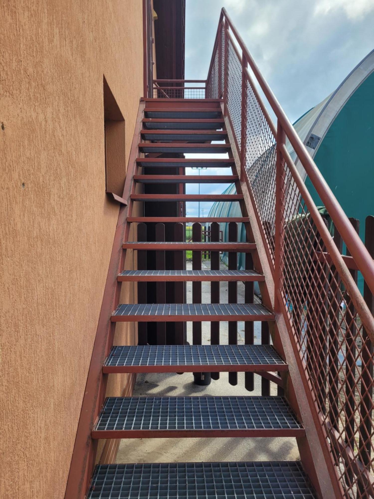 Apartamenty Na Poddaszu Bierdzany Exterior foto